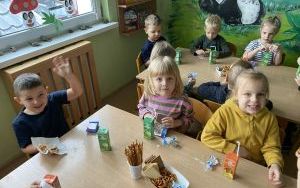 Dzień Chłopaka w grupie Słoneczek  (9)