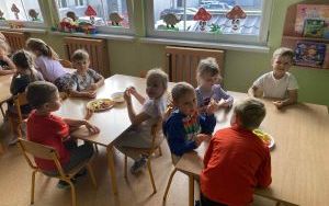 Owocowo warzywny tydzień w grupie Słoneczka  (12)
