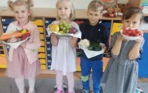 Warzywno - owocowe odkrycia w grupie Zuchy (11)