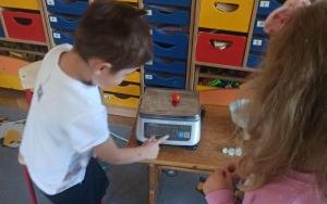 Zajęcia naukowo techniczne - matematyka ,,Oleśnickie Bystrzaki" Zuchy (6)