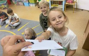 Słoneczka poznają zawód listonosza  (5)