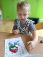 Krasnale poznają zawód listonosza (3)