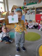 Krasnale poznają zawód listonosza (8)