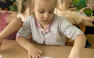 Dzień Edukacji Narodowej - Tydzień kolorów w grupie „Słoneczka”  (17)