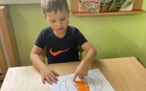 Dzień Edukacji Narodowej - Tydzień kolorów w grupie „Słoneczka”  (20)
