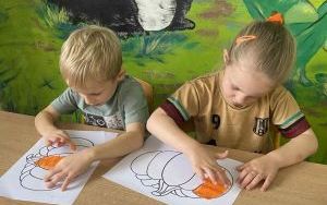 Dzień Edukacji Narodowej - Tydzień kolorów w grupie „Słoneczka”  (3)