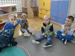 Tydzień pełen kolorów w grupie Krasnali (2)