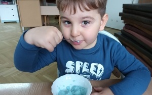Kolory (10)