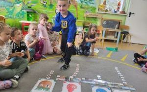 Słoneczka badają żywioły (3)