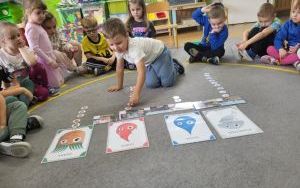 Słoneczka badają żywioły (5)
