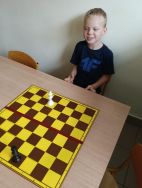 Zuchu i Słoneczka w świecie szachów (11)