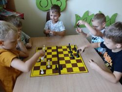 Zuchu i Słoneczka w świecie szachów (18)
