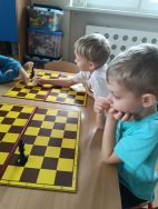 Zuchu i Słoneczka w świecie szachów (3)