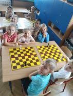 Zuchu i Słoneczka w świecie szachów (4)