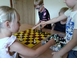 Zuchu i Słoneczka w świecie szachów (7)