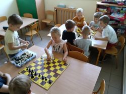 Zuchu i Słoneczka w świecie szachów (9)