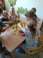 Zuchu i Słoneczka w świecie szachów (10)