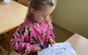 Słoneczka poznają jak człowiek jest zbudowany  (10)