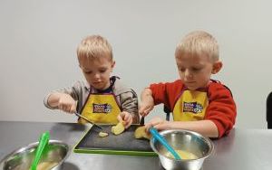 Misie pieką ciastka (9)