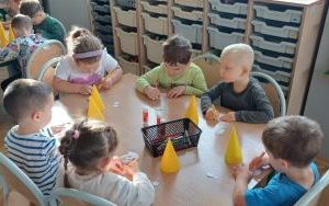 Dzień życzliwości w grupie Pszczółki  (9)
