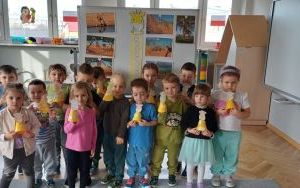 Dzień życzliwości w grupie Pszczółki  (3)