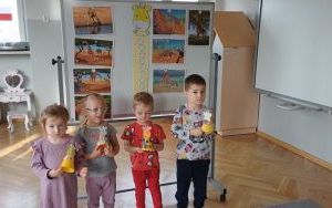 Dzień życzliwości w grupie Pszczółki  (4)