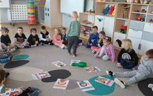 Dzień życzliwości w grupie Pszczółki  (6)