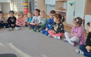 Dzień życzliwości w grupie Pszczółki  (1)