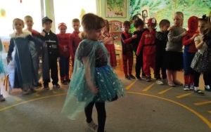 Słoneczka na balu karnawałowym (2)