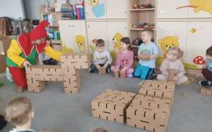 Warsztaty z klockami kartonowymi (10)