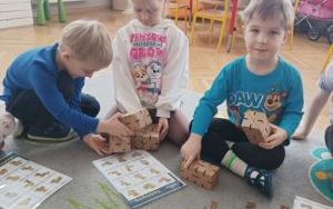 Warsztaty z klockami kartonowymi (2)