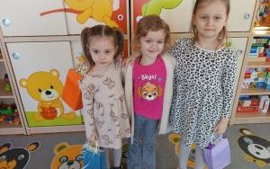 Dzień Kobiet w grupie Misie (11)