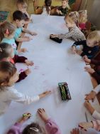 Dzień Kobiet u Krasnali (1)