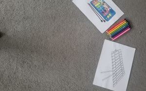 Słoneczka słuchają i tworzą muzykę (4)