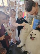 Czworonożni goście u Krasnali (7)