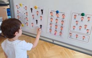 Powitanie wiosny - grupa Smerfy  (4)