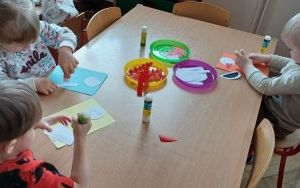 Powitanie wiosny - grupa Smerfy  (1)