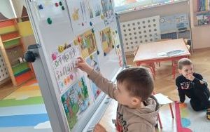 Powitanie wiosny - grupa Smerfy  (5)