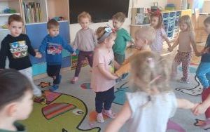 Powitanie wiosny - grupa Smerfy  (15)