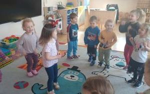 Powitanie wiosny - grupa Smerfy  (20)