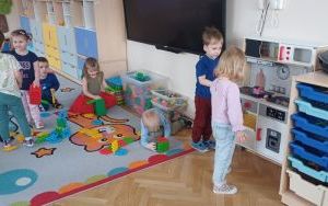 Powitanie wiosny - grupa Smerfy  (9)