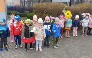 Powitanie wiosny - grupa Smerfy  (13)