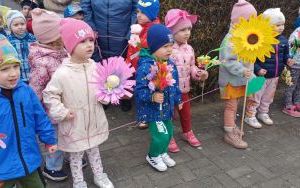 Powitanie wiosny - grupa Smerfy  (13)