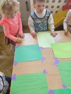 Krasnale żegnają zimę i witają wiosnę (7)