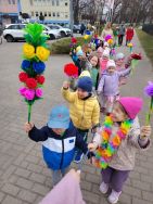 Krasnale żegnają zimę i witają wiosnę (8)