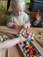 Krasnale żegnają zimę i witają wiosnę (12)