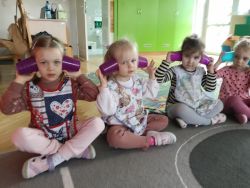 Krasnale żegnają zimę i witają wiosnę (5)