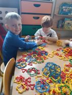 Krasnale żegnają zimę i witają wiosnę (7)