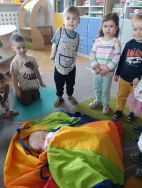 Krasnale żegnają zimę i witają wiosnę (9)