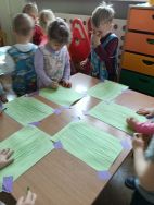 Krasnale żegnają zimę i witają wiosnę (1)